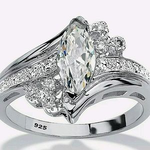 Engagement/ wedding ring